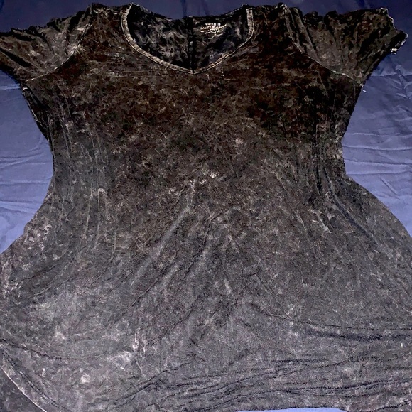Torrid Tee - Picture 1 of 3